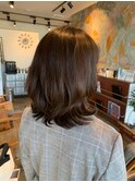 無造作でエアリー感のあるマッシュボブ