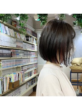 レップ 柏(REP) あご下ラインの前下がりボブ