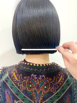 エフ ヘアーアンドリラクゼーション(F. hair & relaxation) 梅田 10代 20代 ぷつボブ ミニボブ 就活カラー
