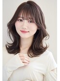 似合わせ イメチェンヘアスタイル ハッシュカット フルバング