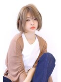 ハイトーン　ミルクティーベージュ　ボブ