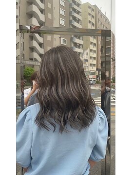 アッシュ 茗荷谷店(Ash) 白髪ぼかしハイライト