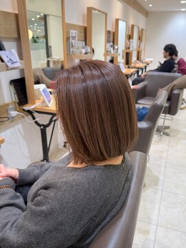 ミラバイケンジ 藤沢(Mira by KENJE) 白髪ぼかしハイライトカラー30代40代50代ブルーグレージュ