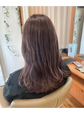 ベージュ