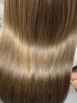 ライア 下北沢(laia)&nbsp;ハイトーンサラサラロングヘア【髪質改善 下北沢  美容室】