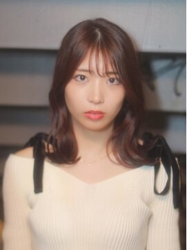 ベレッタ ネヤガワ(veretta. neyagawa) 抜け感ミディ/ショコラブラウン/王道美髪ヘア/外巻きレイヤー