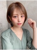 30代40代大人かわいい前髪ありの前下がりショートで絶壁解消！