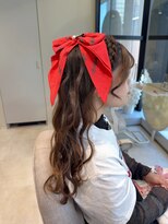 ウールトウキョウ 渋谷(wool TOKYO) カチューシャサイドポニーアレンジ