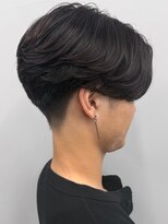 セプト 博多(SEPT.)&nbsp;刈り上げマッシュ 黒髪ショート 毛流れパーマ 韓国風 20代