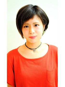 サロン ド ミカーサ(Salon De Micasa) ななめバングアシメショート