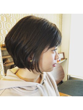 バロン VALON ショートボブ