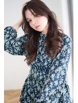 サードバイローラン(THiRD by ROULAND)&nbsp;くびれセミロング　小顔補正立体カット