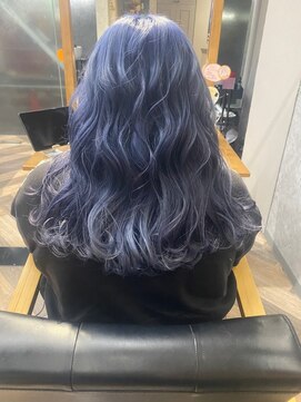 マーレ(MARLE./) 透明感たっぷり くすみブルー