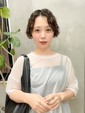 テトヘアー(teto hair) パーマ　ショートパーマ　前髪長め　スパイラルパーマ