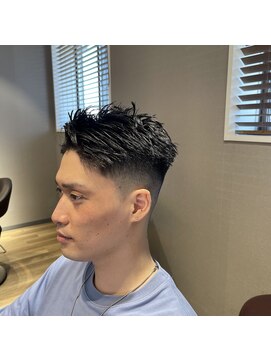 レイ 万博記念公園店(Ray) フェードスタイル/ダウンパーマ/メンズショート