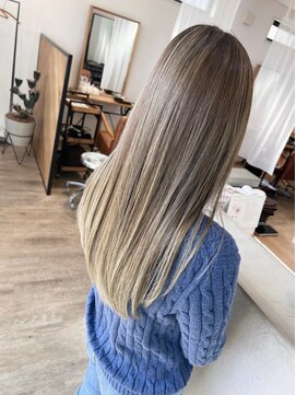 アーブル ヘアーアンドメイク(ARBRE) ブリーチダブルカラーハイライトグラデーションカラー