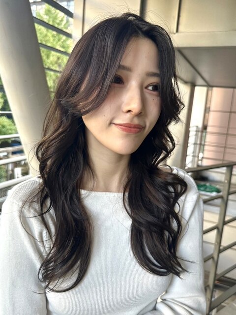 ヨシンモリかきあげ前髪アッシュカラー艶髪スタイル韓国