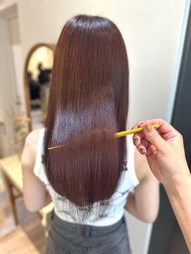 アンド ラ ブランシュ(&.La Blanche) レイヤーカット/ピンクカラー/夏のヘアアレンジ/髪質改善