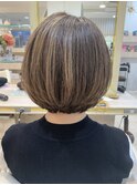 白髪ぼかしハイライトグラデーションボブ40代50代60代ボリューム