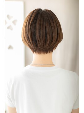 カバーヘア ブリス 川口(COVER HAIR bliss) ミルクティーカラー小顔補正カット丸みショートZ川口30代40代