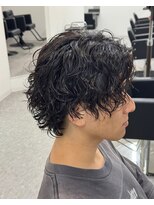 ブライト(BRIGHT)&nbsp;センターパートウルフツイストスパイラルパーマ