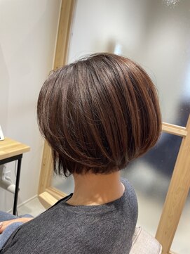 ルーム 富木島店(room) 前下がりボブ
