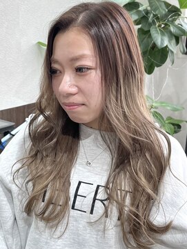 ベルヘアーデザイン 堺東(Belle hair Design) イルミナカラーアディクシーカラーグレージュレイヤーカット堺東
