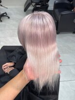 バックス(BUCKS)&nbsp;【大人気】ホワイトヘア　天王寺