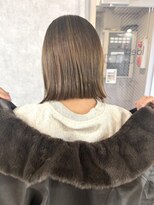 イデアル(Ideal)&nbsp;ボブ/ミニボブ/切りっぱなしボブ/外ハネ/外ハネボブ/前下がり