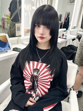 イロウ 山口どうもん店(IROW) ダークアッシュ/ミディアムレイヤー/姫カット/ブリーチなし