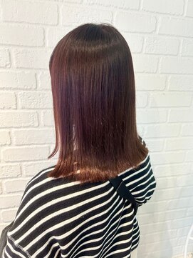 サロン デュッカ(Salon Duka) 暖色×ぱつっとライン