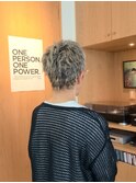 ハイライトで作る立体感スパイキーショート