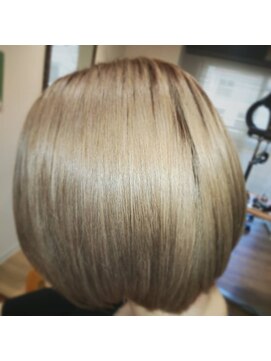 アウルヘアー(owl hair) ワンレンクールボブ