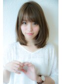 大人カジュアル レイヤーミディアム 小顔ヘア