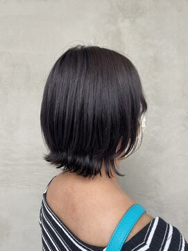 グク(GUK) くびれボブ〔インナーカラー/トリートメント/ダブルカラー〕