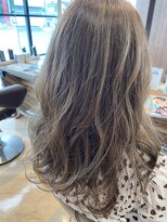 ヘアーデザイン ビビッドリンク(HAIR DESIGN VIVID link) グレージュ