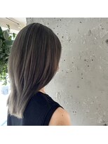 ミューズ(Meuz)&nbsp;グレー×レイヤー