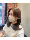 くびれスタイル×小顔カット×マロンベージュ×前髪