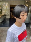 フレンチショートボブ