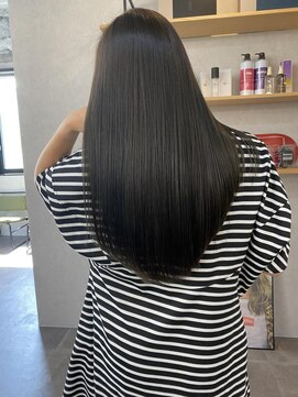 エル オオサカ 心斎橋店(L. OSAKA) ダークブラウンレイヤーカット_ショコラアッシュ_Y93