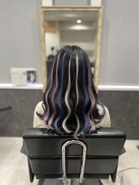 ラブスタシー 京都河原町店(lovestasy) シールエクステ/ハイライト/髪質改善/ブリーチ/韓国/学割U24