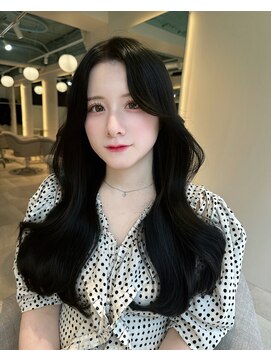 マインバイアフロートギンザ(MYNE by AFLOAT GINZA) 『 グレーブラック/レイヤーカット 』