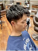 スッキリ短めのアップバングショート