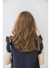 キレイになる…その為に最も重要なのは「テクスチャーメイク」。パーマの必要性を考える。