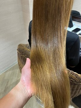 ロアゾブルー(L'oiseau Bleu) ブリーチ歴ある髪も髪質改善