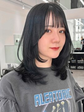 ニトバイアンキシム(nit by ahnkism) 【レイヤーカット】韓国ヘア顔まわりカットロングレイヤー堀江