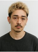 金髪スパイキーショート/アップバング/刈り上げショート