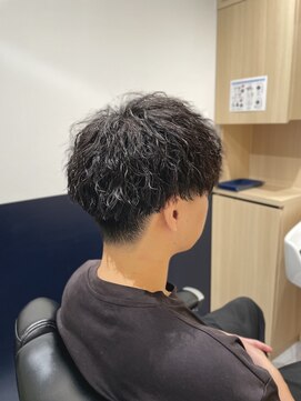 リバティシェアバーバー 銀座(LIBERTY SHARE BARBER) 【セット簡単】刈り上げツイスパマッシュ 銀座 理容室