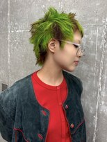 オーン 渋谷(OOn) ネオングリーン×ブラウンのミックスショート