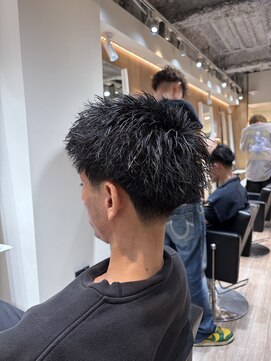 ルースト 渋谷店(ROOST) MEN’S HAIR/波巻ツイストスパイラル/フェザーパーマ/眉毛/渋谷